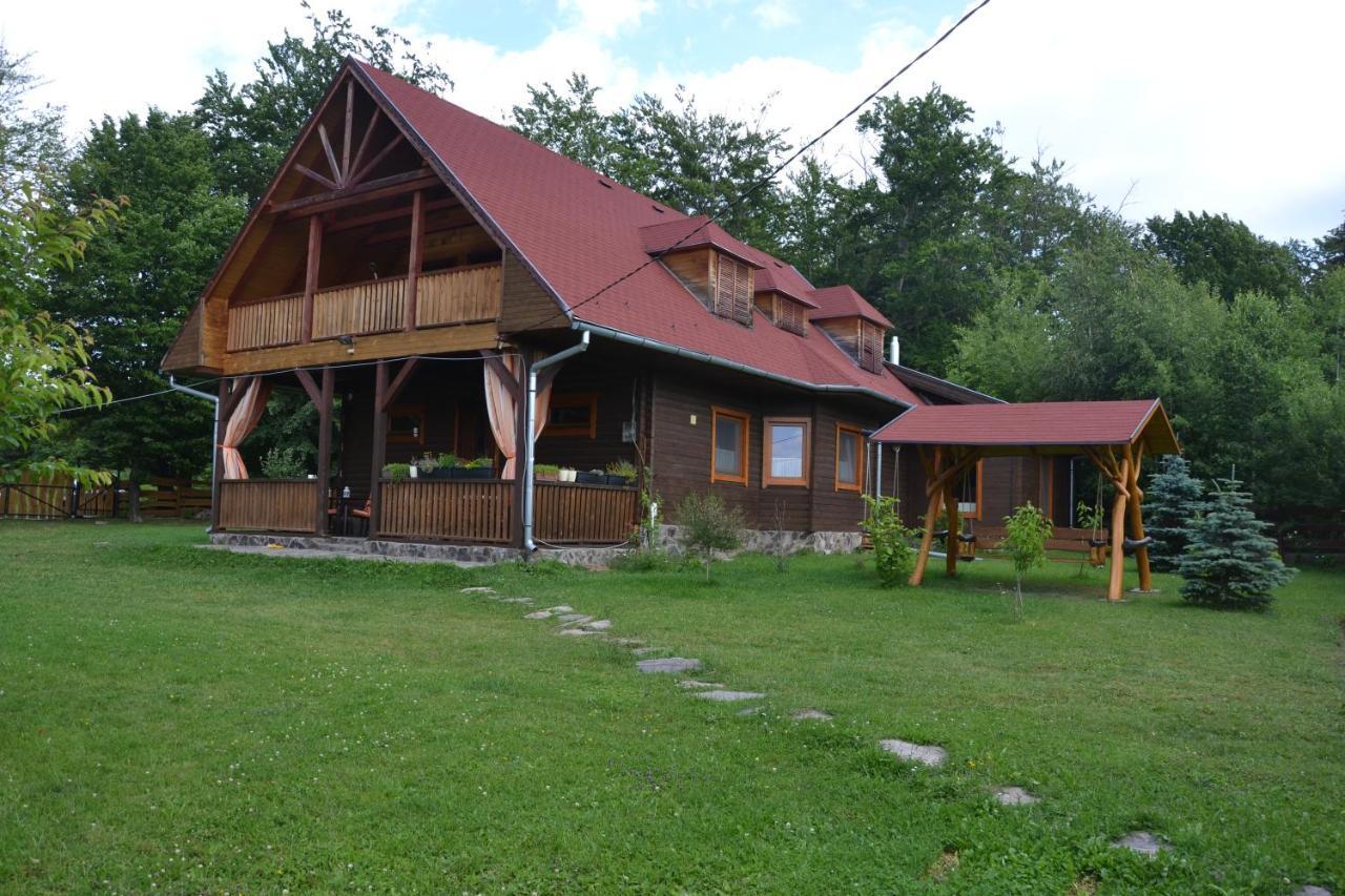 Hotel Ivoi Magasbukki Vendeghaz Exterior foto